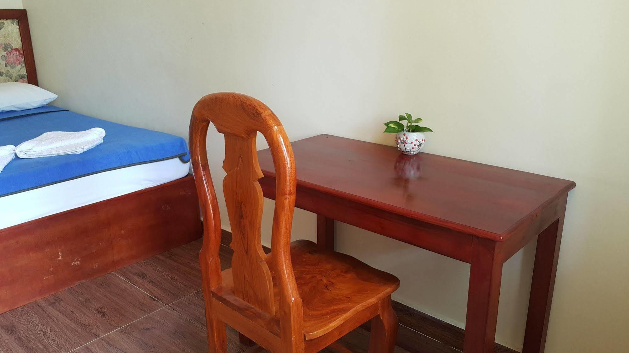 Sakal Guesthouse Restaurant & Bar Sihanoukville Extérieur photo