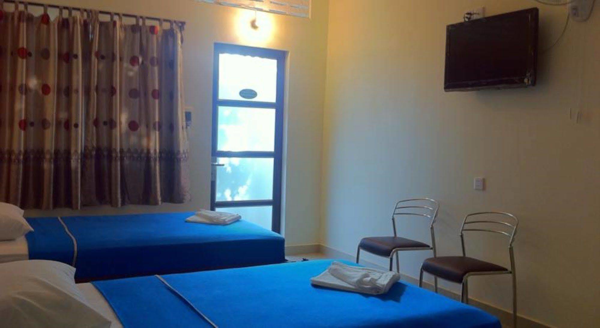 Sakal Guesthouse Restaurant & Bar Sihanoukville Extérieur photo